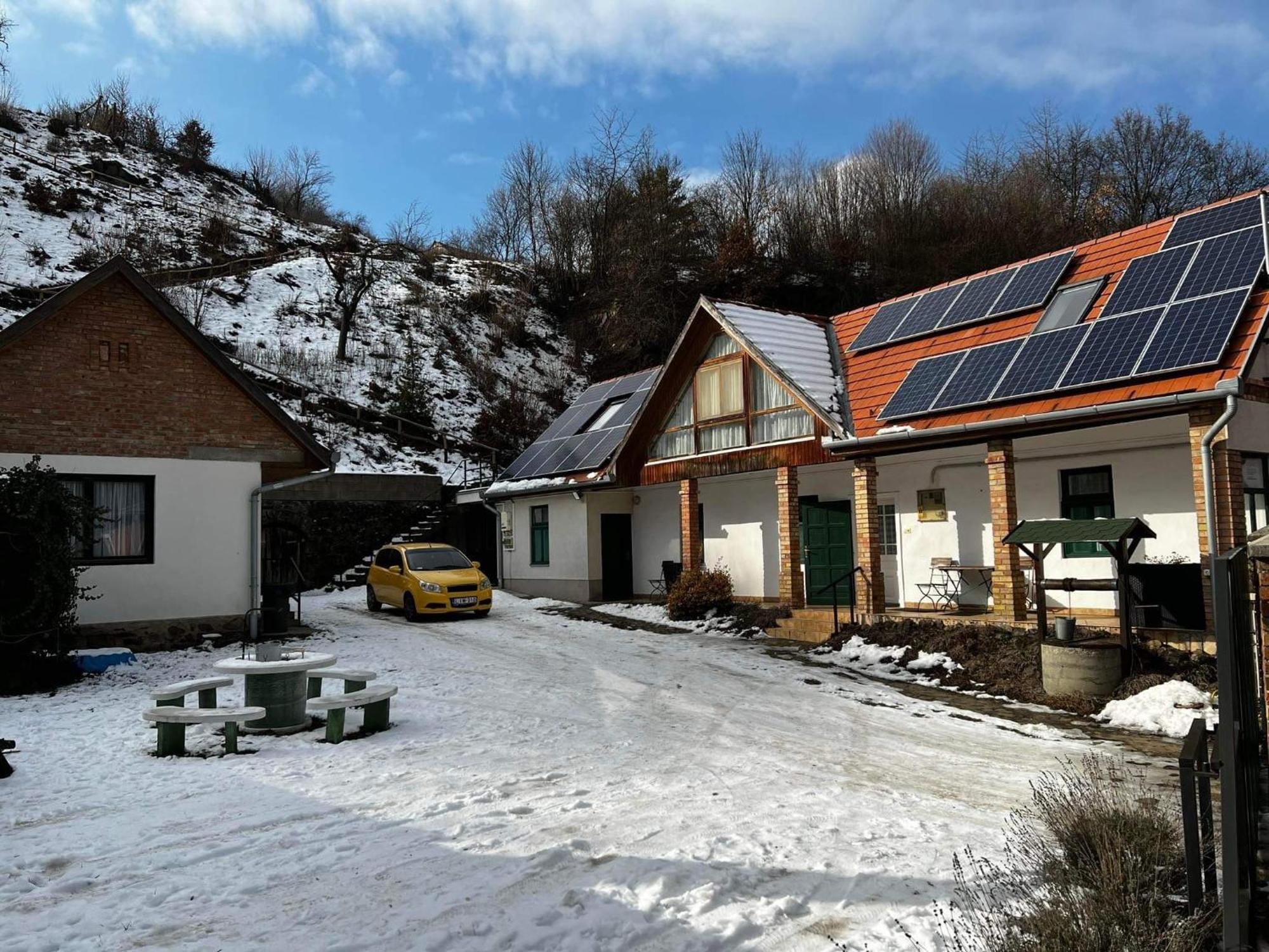 Boróka Vendégház Matrakeresztes Esterno foto